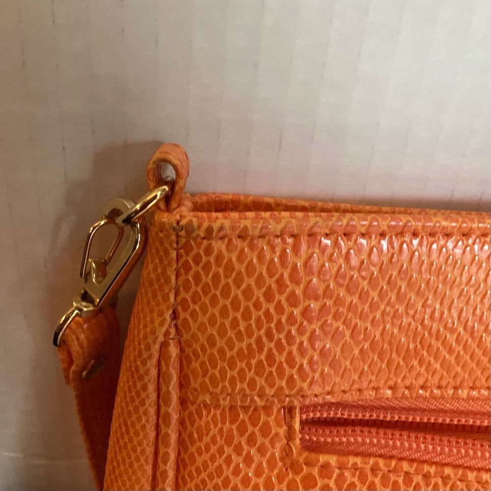 Fall BUENO Handbag - Picture 3 of 4